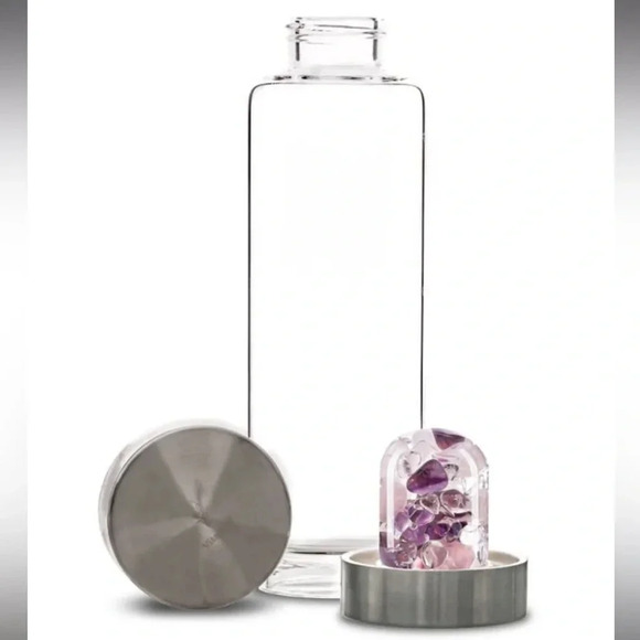 VITAJUWEL Glass water bottle with a hand-crafted pod full of a wealth of gems. - Picture 3 of 8